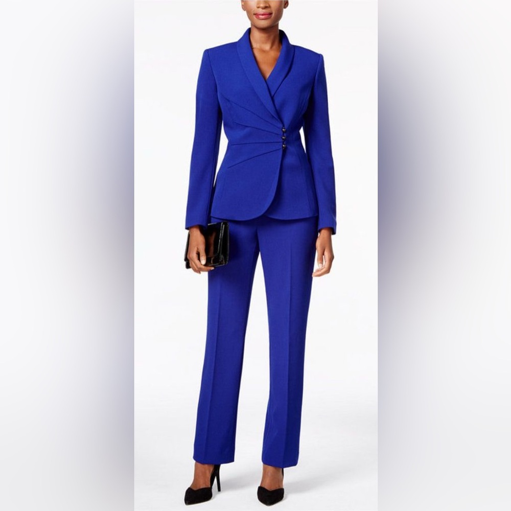 Tahari Arthur S. Levine Vibrant Blue Women's Blazer size 14 EUC